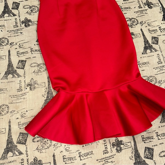 Express Women NWOT! Hot Red Strapless Scuba Flounce Stretch Dress Size 8 - Picture 4 of 17